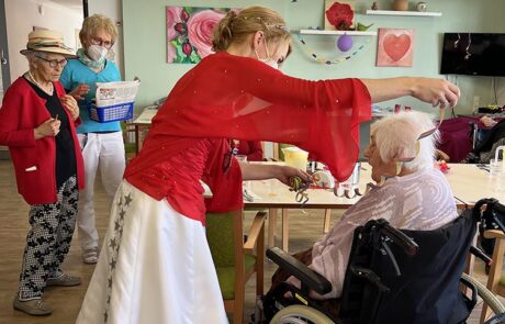 Besuch in Altenpflege-Einrichtungen, Altenheime und Tagespflege